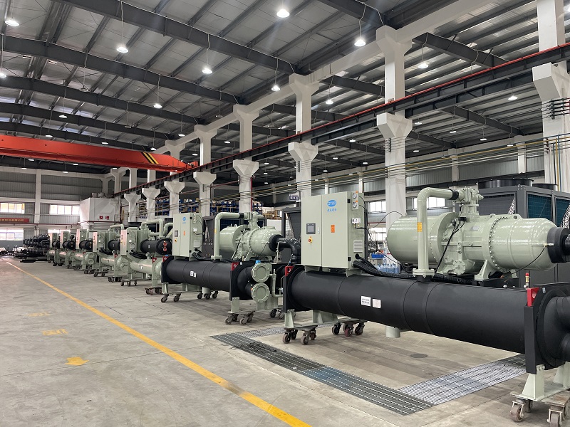 水冷螺杆冷水机组-左